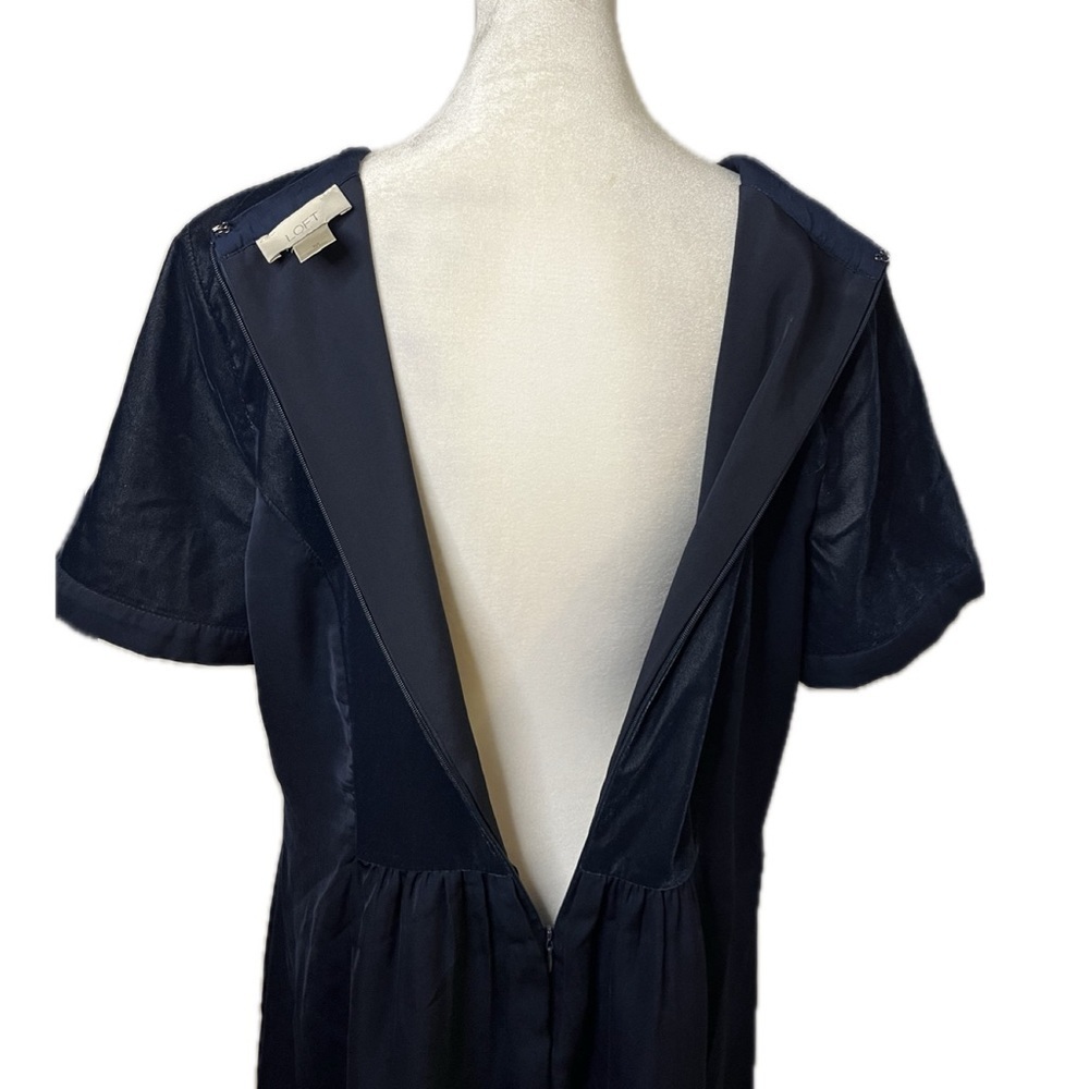 LOFT Navy Blue Short Sleeve Mixed Media Dress – Size M - Picture 5 of 8